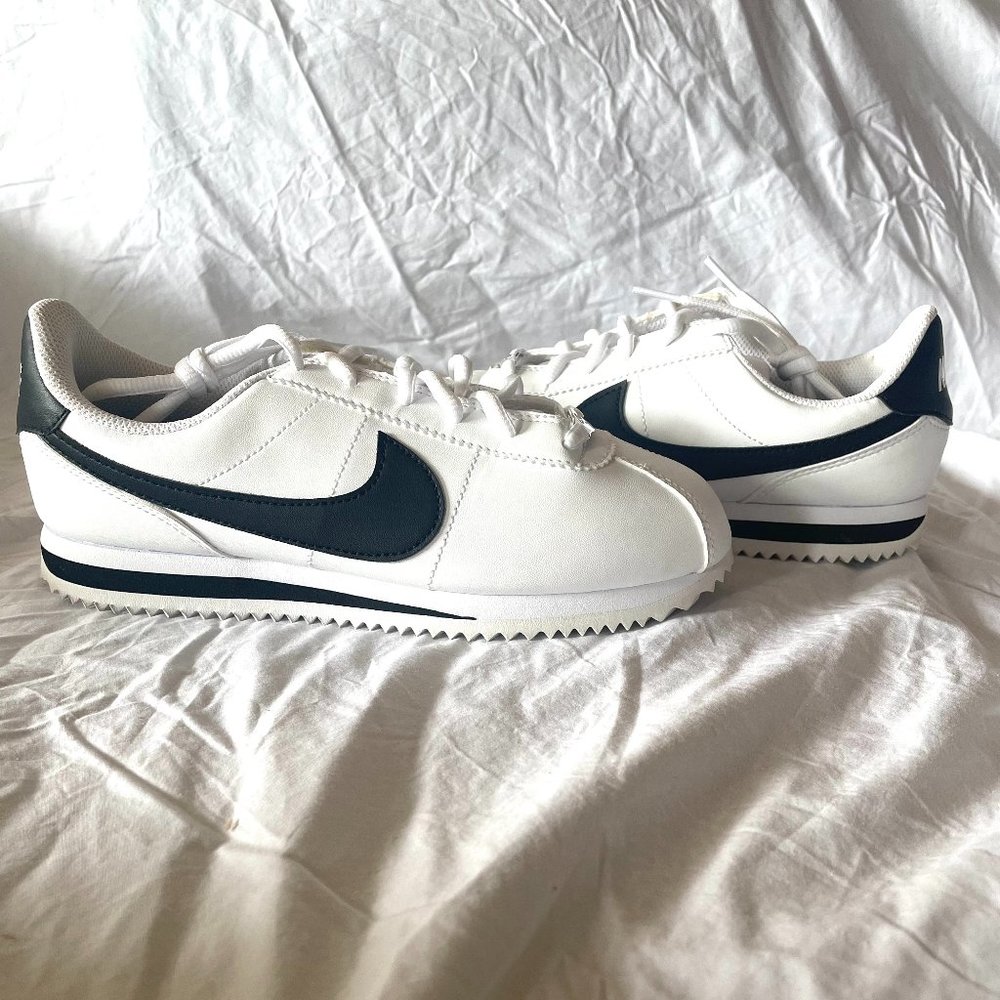 Youth Nike Cortez White Sneaker Size 4.5.